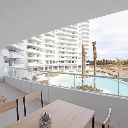 Global Properties, Con Terraza Y Vistas A La Piscina En Gran Canet Apartment Canet d'En Berenguer