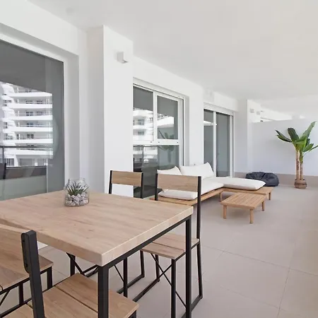 Apartment Global Properties, Con Terraza Y Vistas A La Piscina En Gran Canet