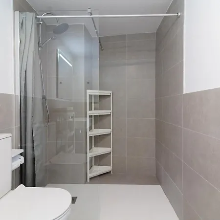 Apartment Global Properties, Con Terraza Y Vistas A La Piscina En Gran Canet