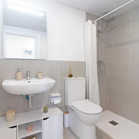 Apartment Global Properties, Con Terraza Y Vistas A La Piscina En Gran Canet