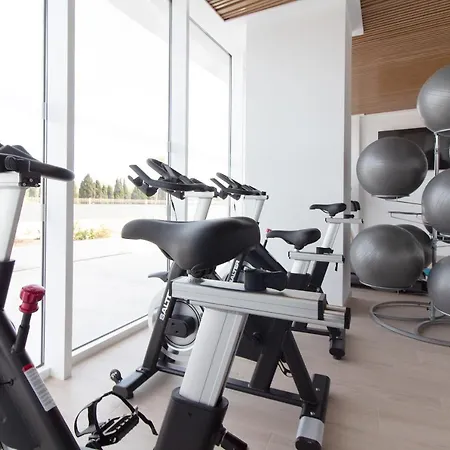 Apartment Global Properties, Con Terraza Y Vistas A La Piscina En Gran Canet