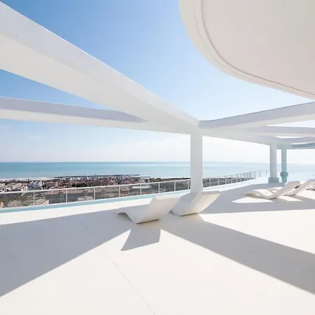 Global Properties, Con Terraza Y Vistas A La Piscina En Gran Canet * Canet d'En Berenguer