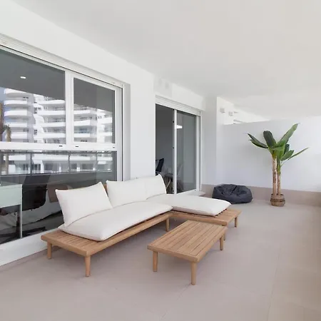 Global Properties, Con Terraza Y Vistas A La Piscina En Gran Canet Lägenhet *