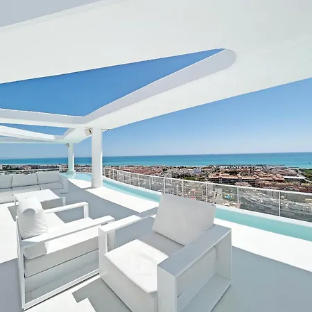 Global Properties, Con Terraza Y Vistas A La Piscina En Gran Canet Lägenhet *